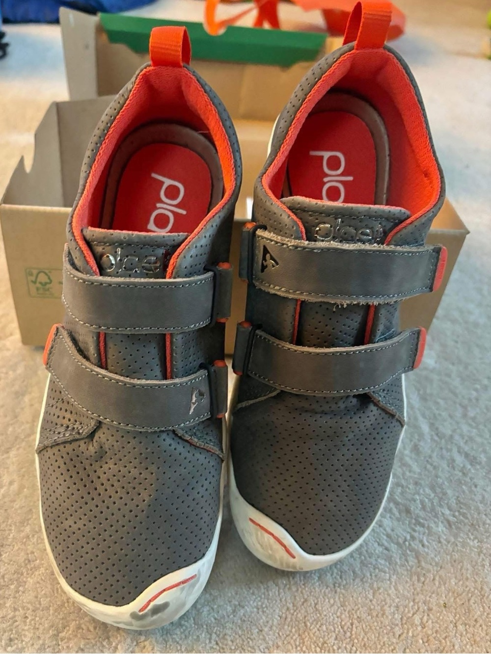 Plae Roan leather sneakers